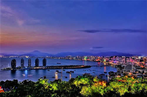 异世界li（异世界恋爱社团1-6动漫中文字幕）